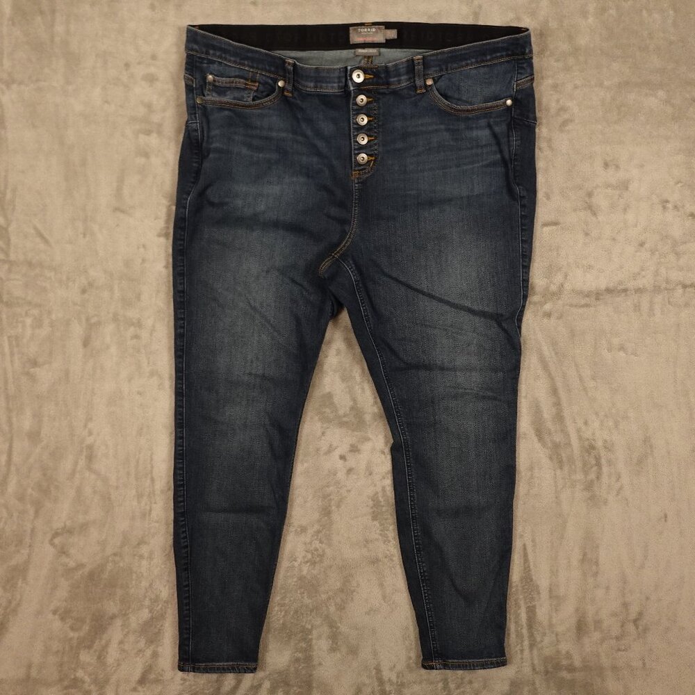 Torrid jeans bombshell skinny women's 22R blue stretchy high rise premium